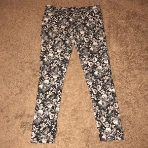 H&M Floral Jean Leggings/Jeggings Size 12